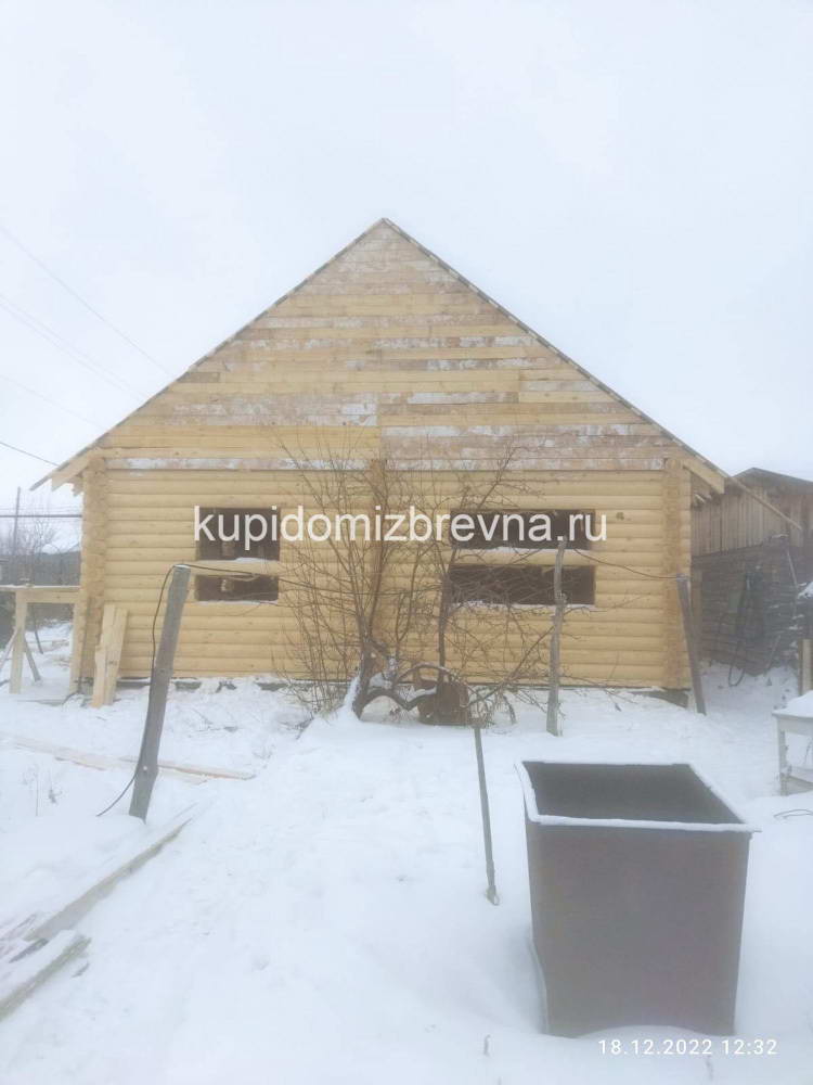 Завершено строительство дома из бревна в поселке Увельский